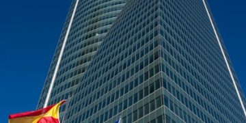 ¿Es rentable invertir en bonos del Estado español a 10 años? Análisis 2025 - Cover Image